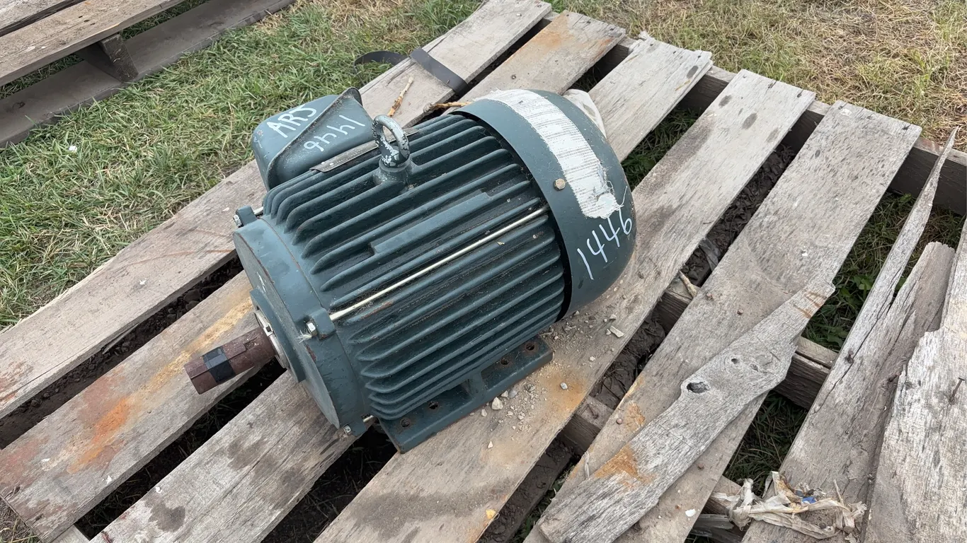 Toshiba Electric Motor, 10 hp, 575 volt, *Unreserved*