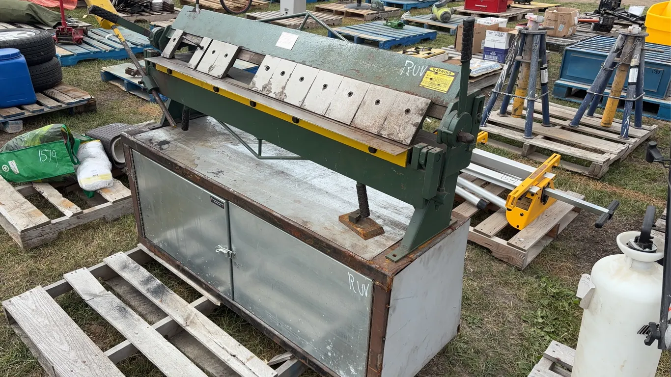36" Pan brake for sheet metal, *Unreserved*