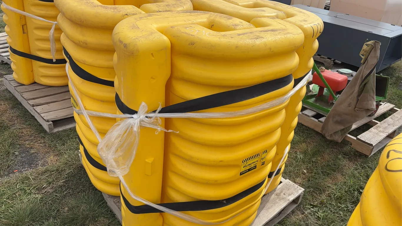 Plastic Warehouse column protectors, Approx. 3 Pairs *Unreserved*