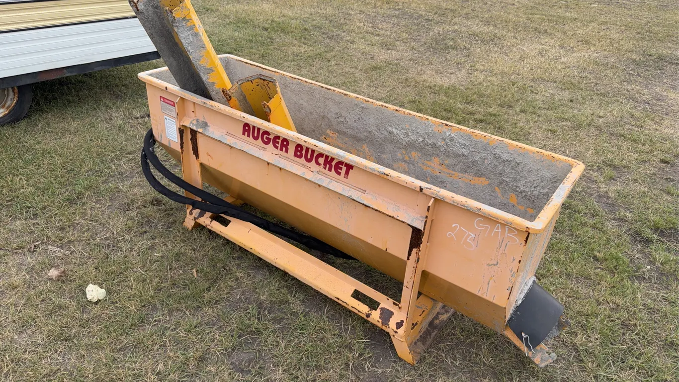Auger Bucket for concrete, Hydraulic, owner states works, *Unreserved*