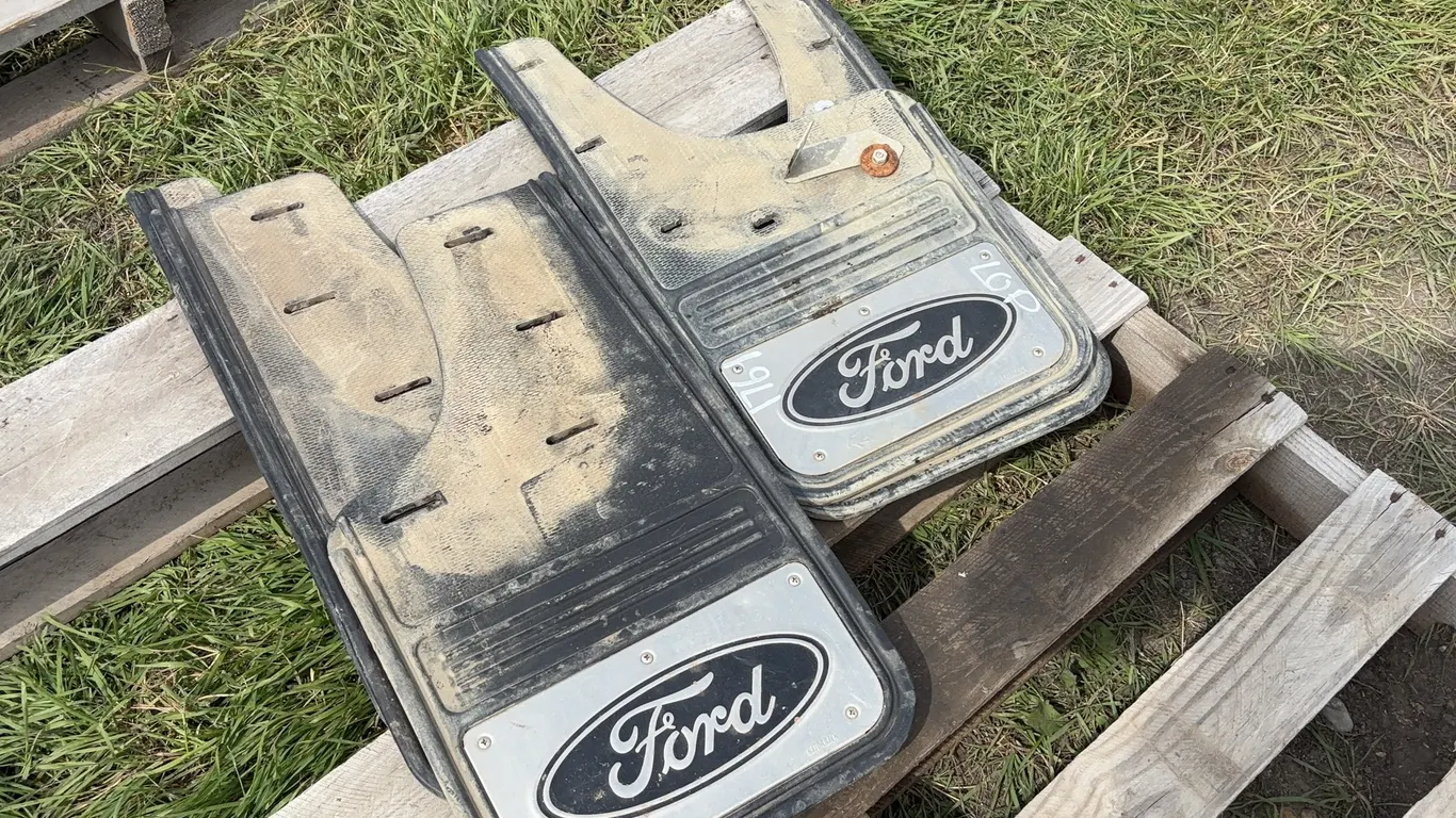 4 Ford Mudflaps, *Unreserved*