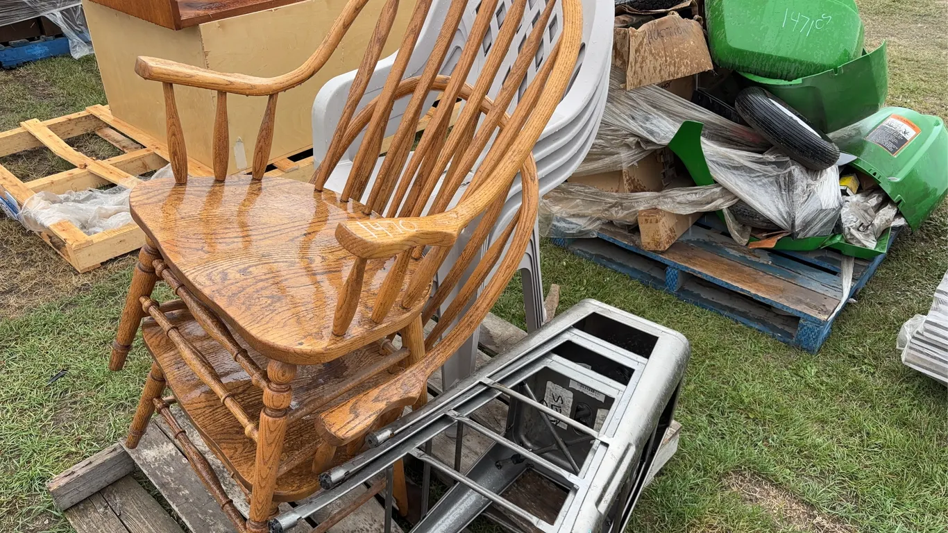 4 Grey plastic outdoor chairs, 2 indoor wooden chairs, 3 metal stools, *Unreserved*