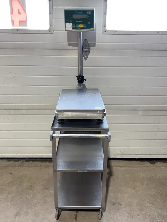 Yamamoto DP-6200 Digital Bench Scale and Stainless Steel Work Cart *Unreserved*