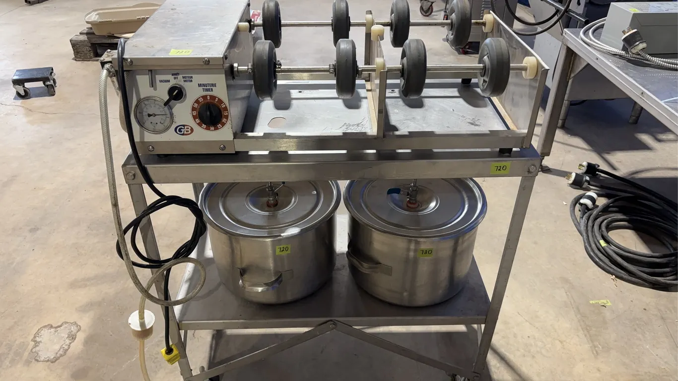 Les Concepts GB Vacuum Tumbler, Stainless Steel Work Cart and 2 x Stainless Steel Pots *Unreserved*