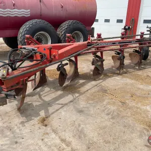 International 735 5 Bottom Plow - Alma Center Wi