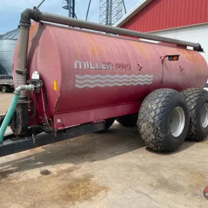 Miller Pro 5200 Manure Tanker - Alma Center WI