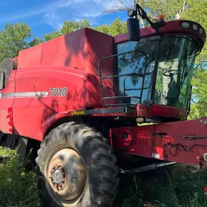 CaseIH 7010 Combine - Elmwood WI