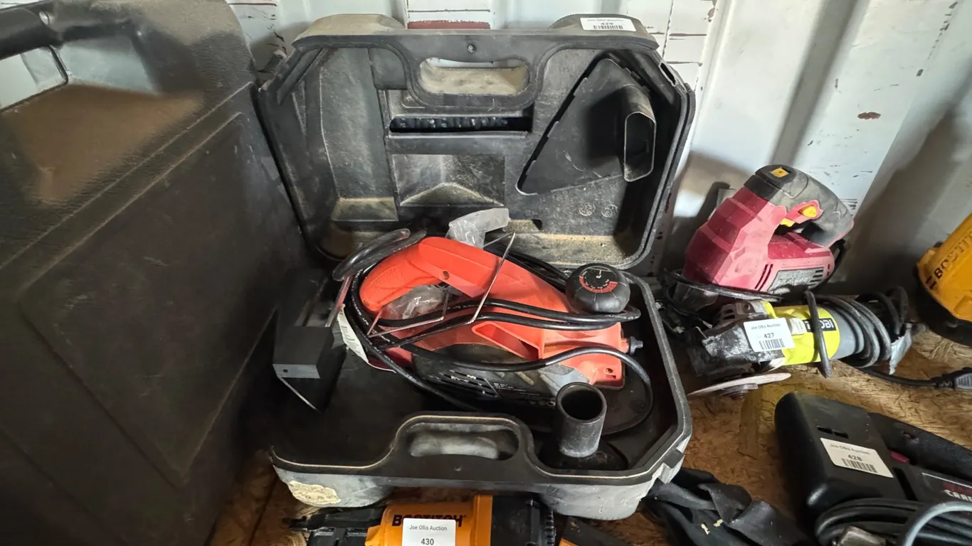 Black and Decker Planer