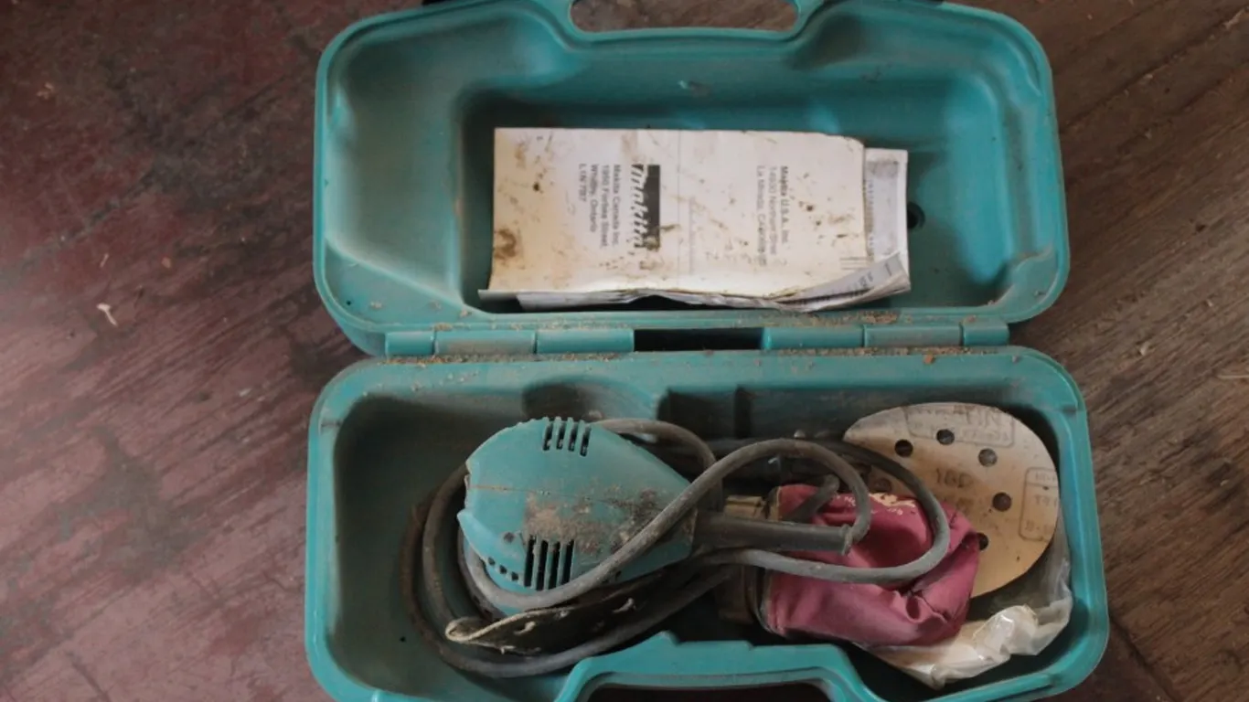 Makita Palm Sander