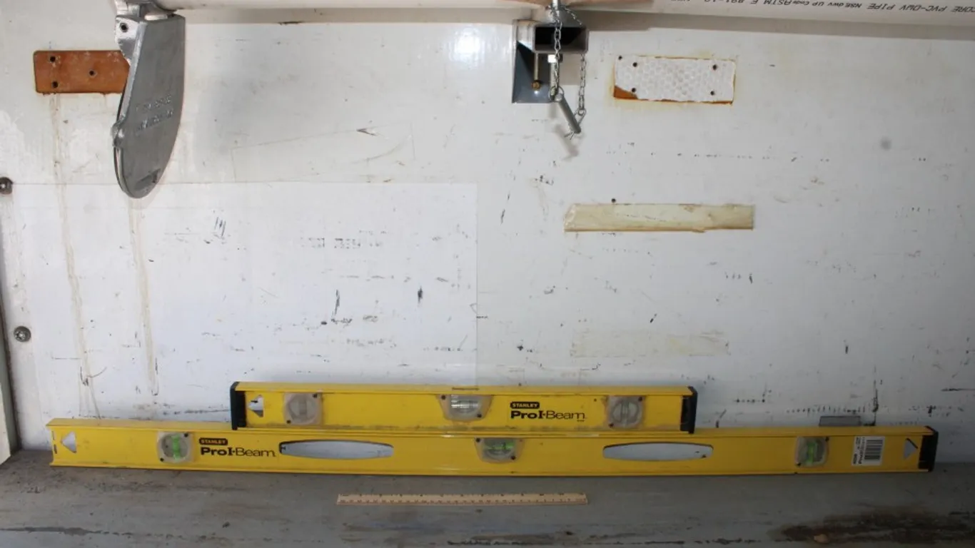 2 Stanley Pro I-Beam Levels, 44 and 28 Inch