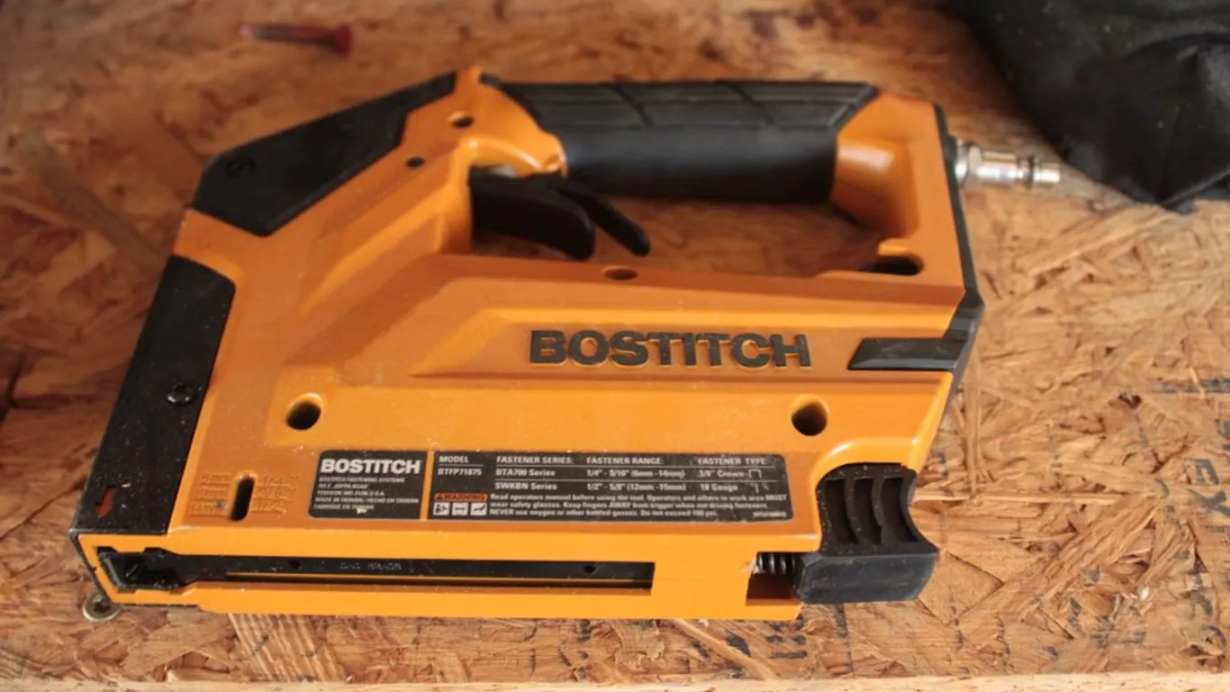 Bostitch Pneumatic Tacker
