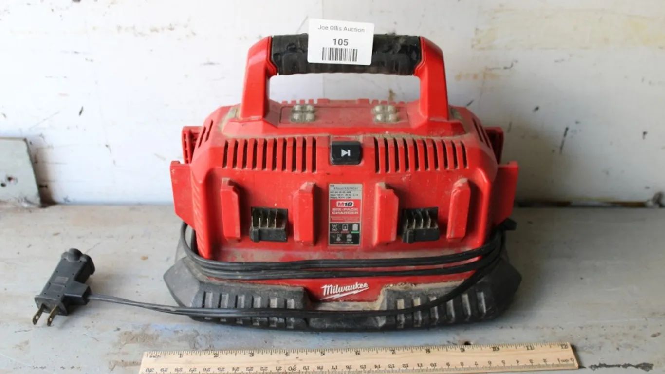 Milwaukee M18 6 Port Charger Block