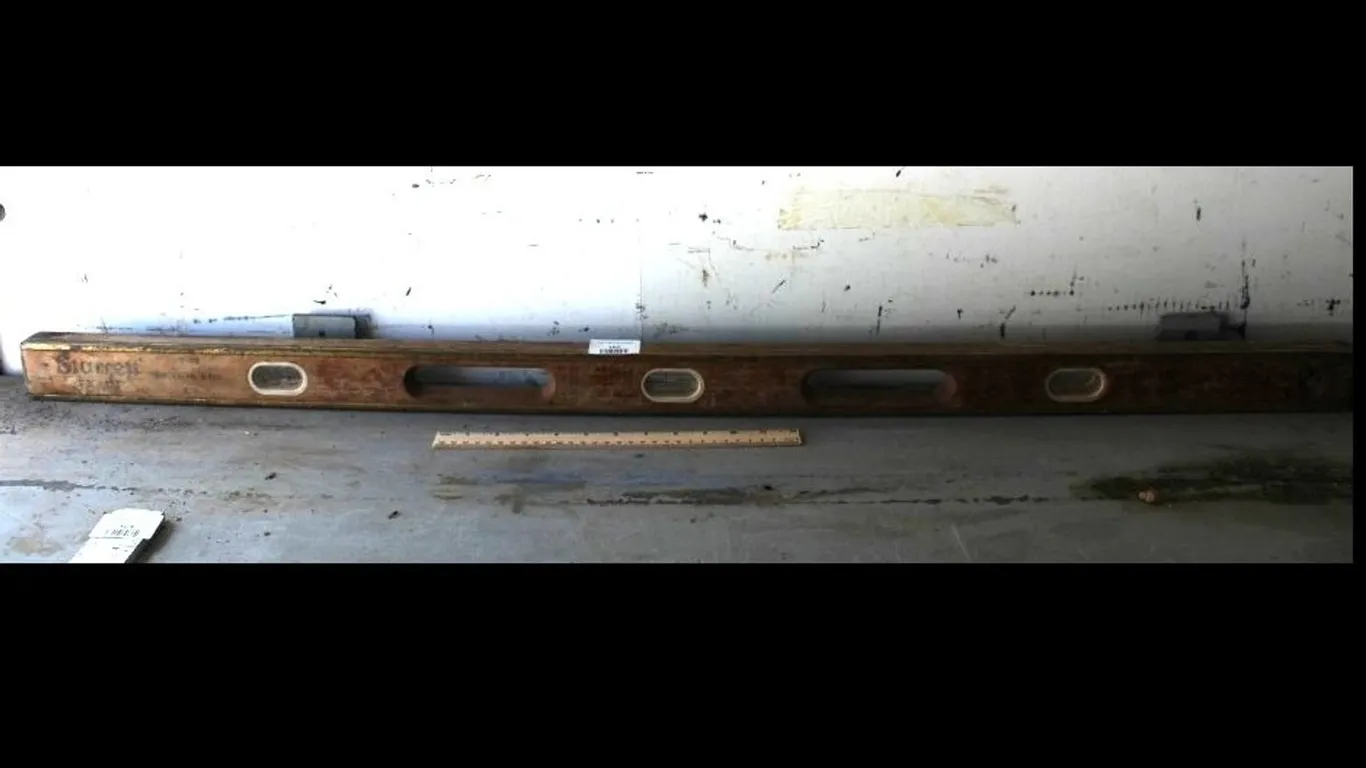 Starrett Wooden 48 Inch Level