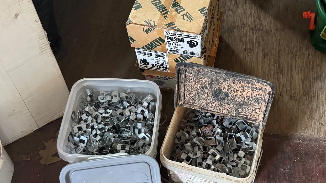 3 Boxes and 2 Buckets of Galvanized Plywood Clips