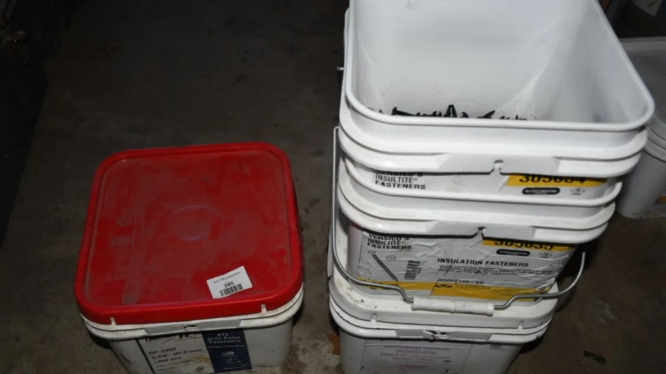 Various Screws