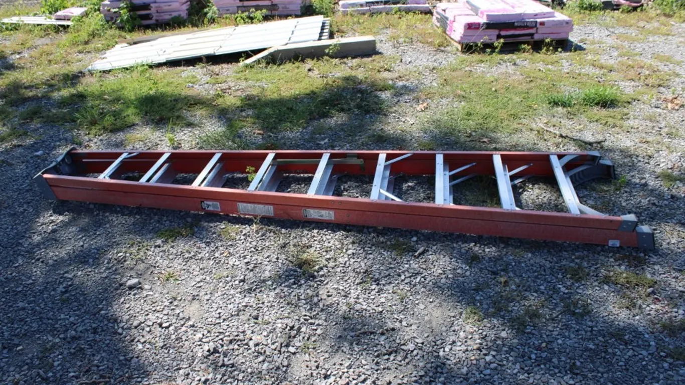 10 Foot Step Ladder