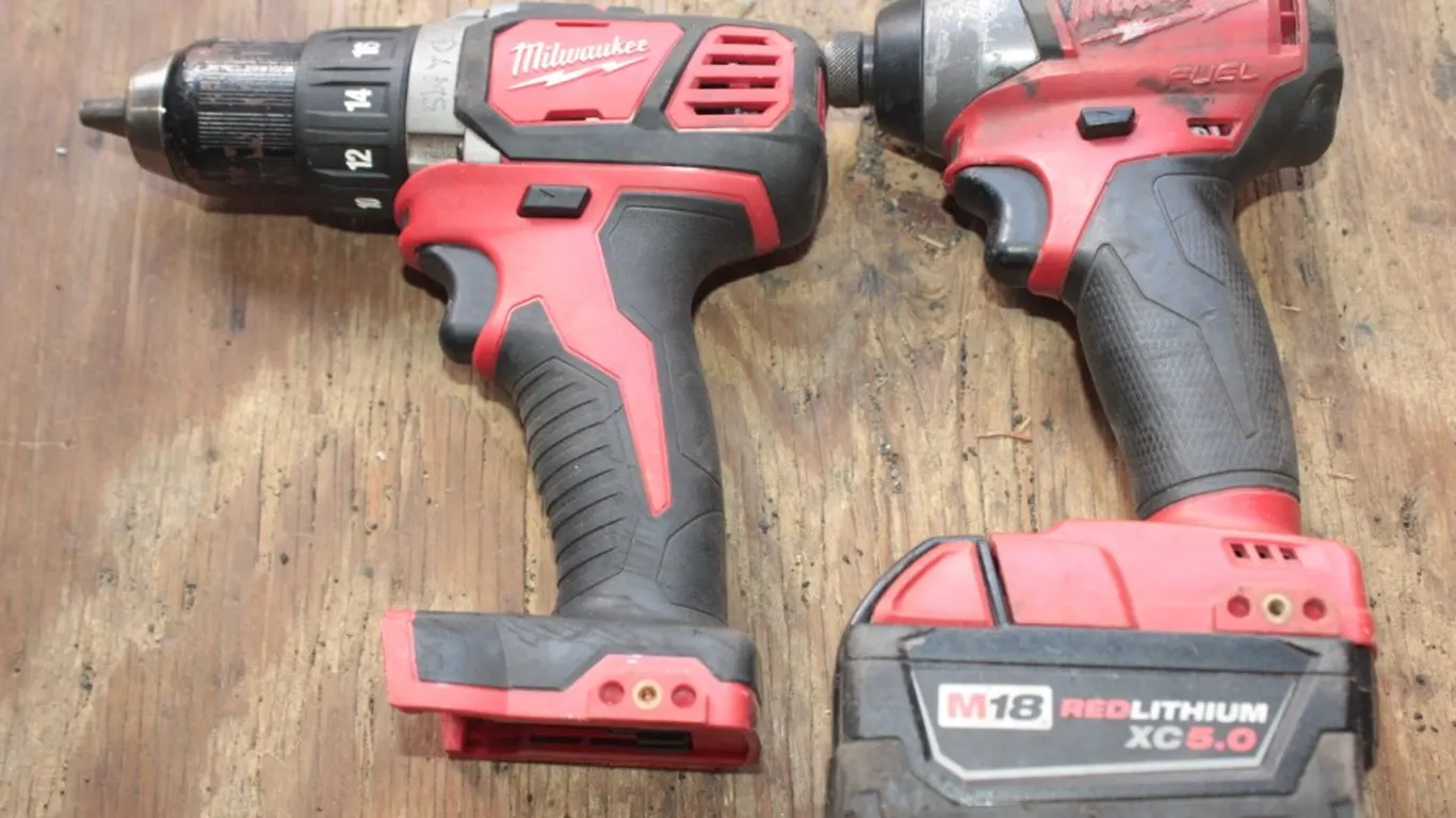Milwaukee M18 Drill and Impact Has 1 Battery No Charger