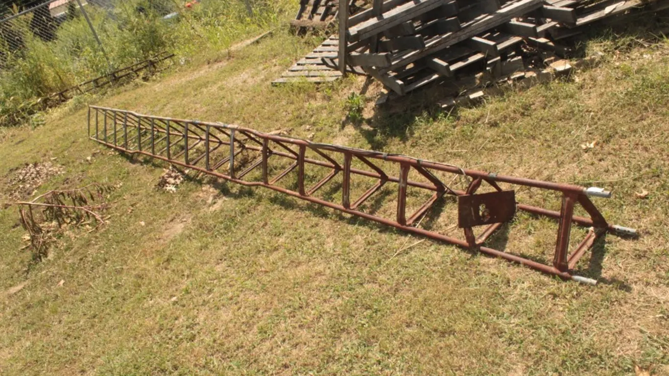 Antenna Base Measures 254 Inches