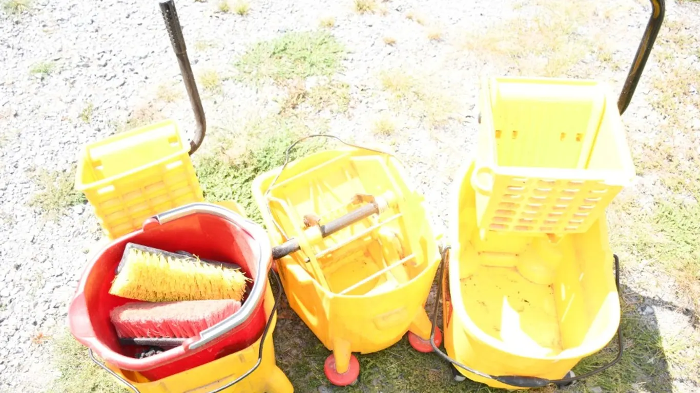 Mop Buckets