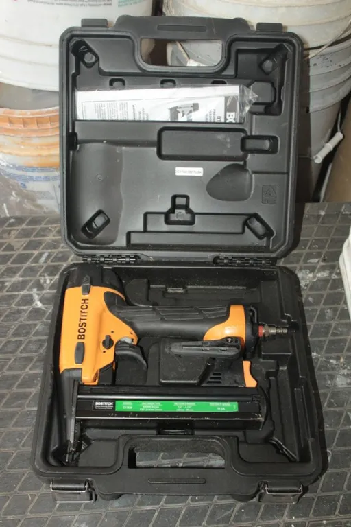Bostitch Finish Nailer