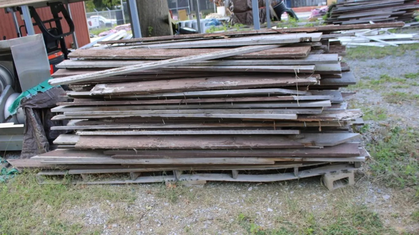 Used Cedar Decking, Various Sizes