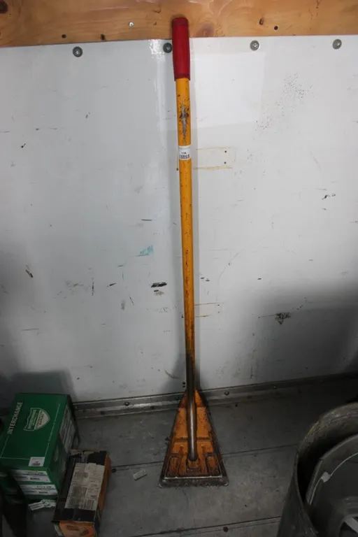 Roof Shovel