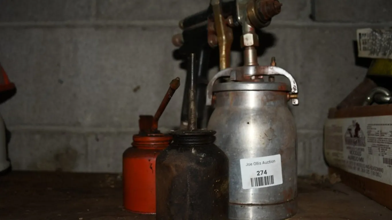 Paint Gun and Oilers