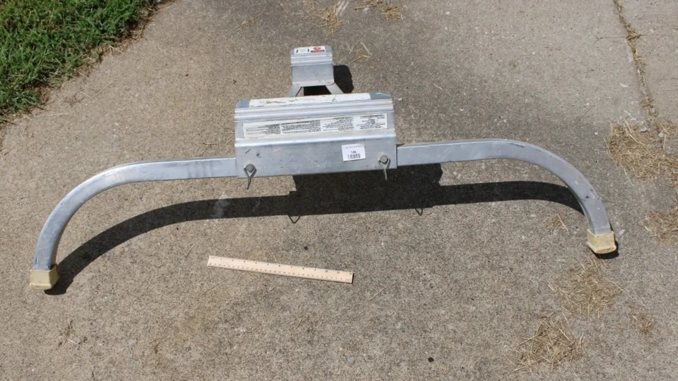 Ladder Stabilizer