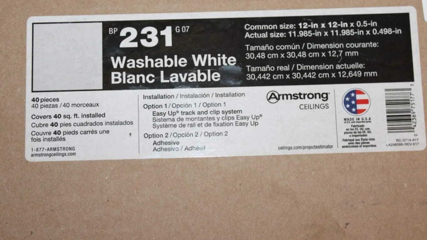 Box of Armstrong 231 Washable White 12 X 12 Ceiling Tile