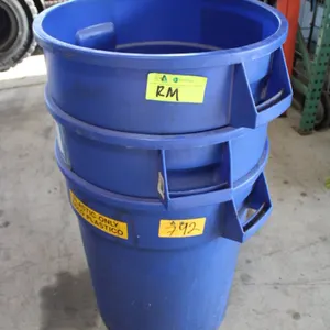 Rubbermaid Garbage Cans