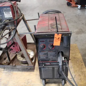 Lincoln Power Mig 255 Welder and Wire Feeder