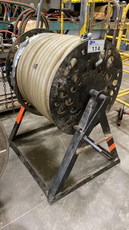 HEAVY DUTY INDUSTRIAL METAL HOSE REEL WITH HOSE