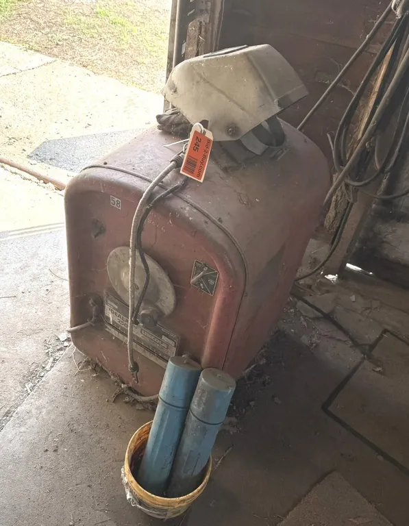 Idealarc Lincoln Welder 250 with Helmet