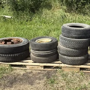 Pallet of (12) Assorted Tires with Rims