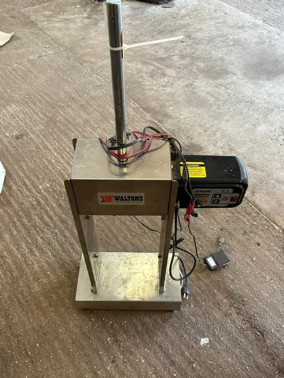LEM Big Bite Tilt Mixer