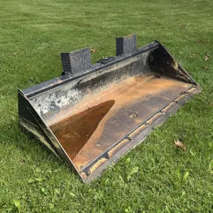 John Deere C84 Worksite Pro Bucket Attachment