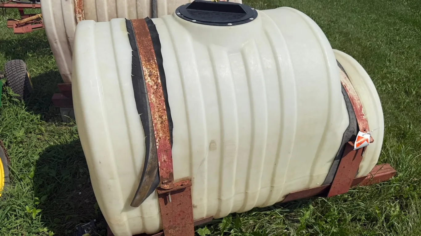 Mounted 200 Gallon Fluid Tank
