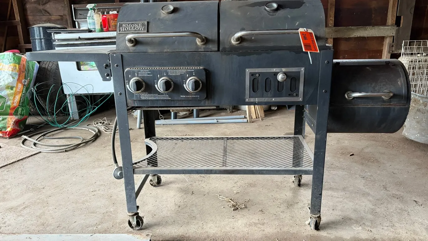 Smoke Hollow Grill