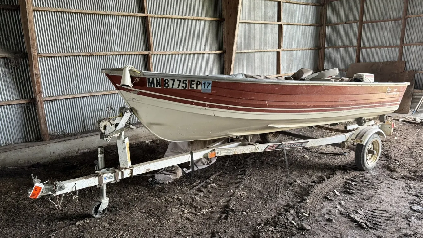 1983 Nordic Crestliner Boat with EZ Loader Trailer