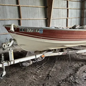 1983 Nordic Crestliner Boat with EZ Loader Trailer