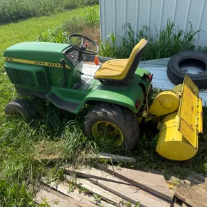 John Deere 316 Garden Tractor