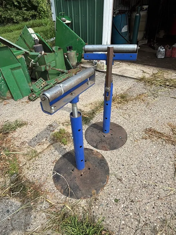 (2) Adjustable Material Rolling Stands