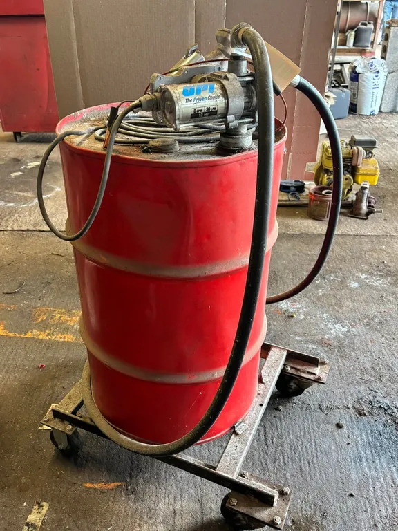 12V Pump with 30 Gallon Drum on Wheels