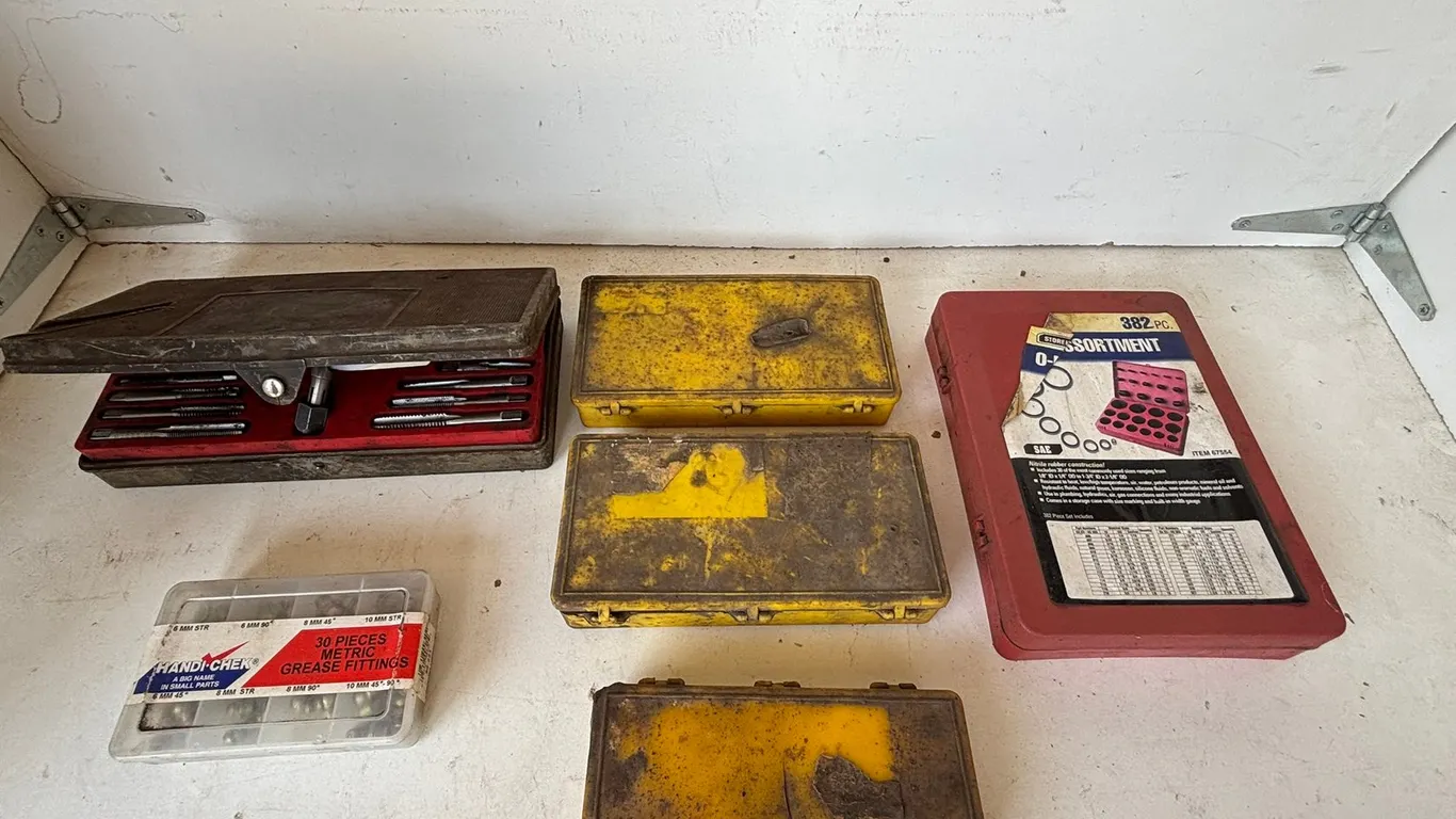 Grease Bits, Fittings, O-Rings, Tap and Die