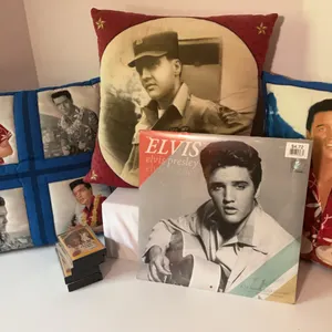 Elvis Memorabilia: 3 Pillows, 4 Cassette Tapes, Calendar