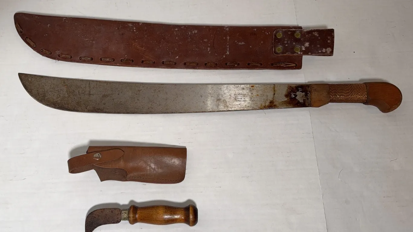 Vintage Martindale Birmingham England Machete with Leather Sheath & Hook Knife