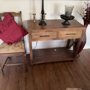 Wood Console Table & Chair