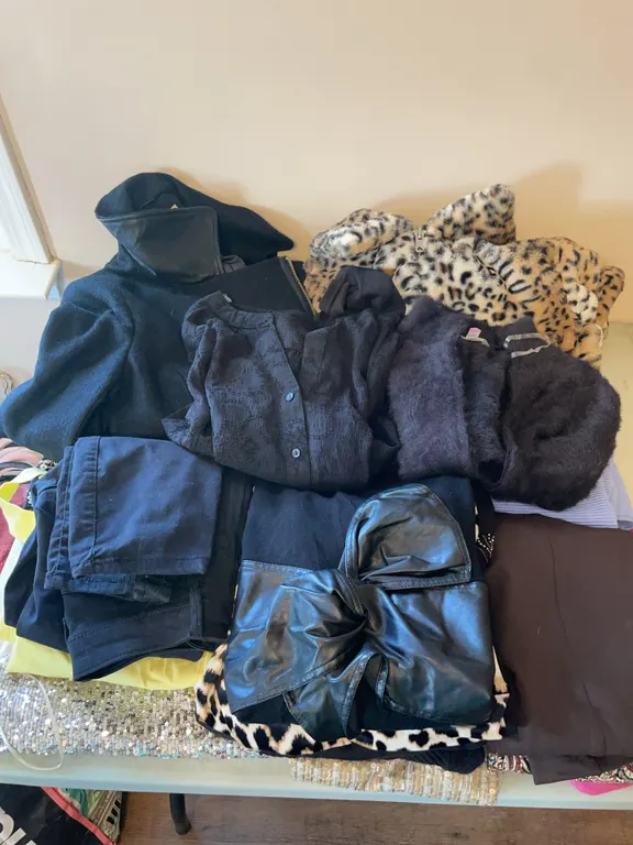 Women’s Black Clothing & Animal Print Outerwear Assortment
