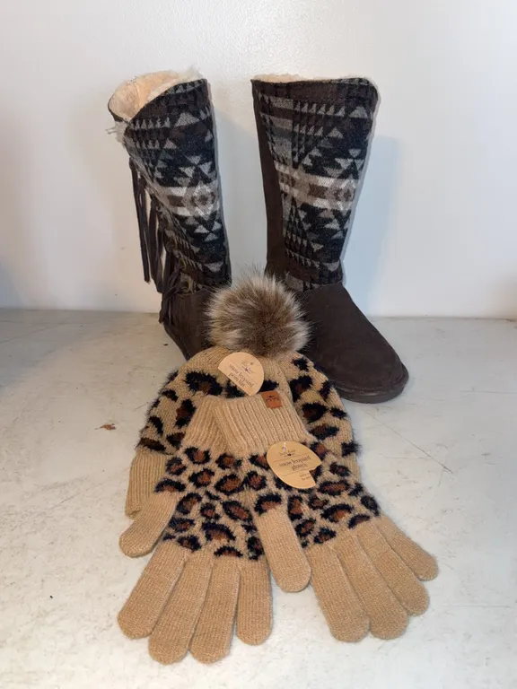 Bearpaw Boots with Snow Leopard Hat & Gloves