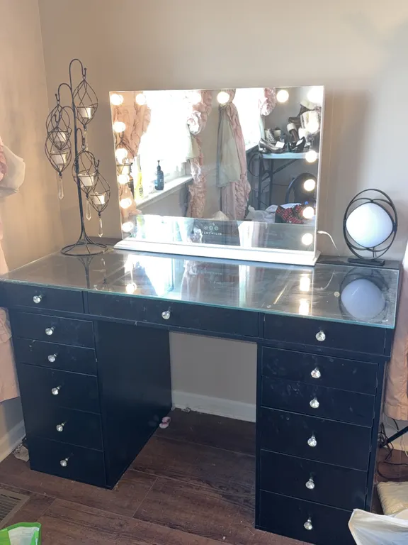 Fenchilin Hollywood Lighted Vanity Mirror & Black Makeup Vanity